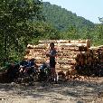 MTB_expedice/2006.07-1-Madrid_to_San_Sebastian/fotky/134-Idilicka_vymena_pichle_duse_(Misak_foto).jpg