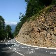 MTB_expedice/2006.07-2-Pyrenees/fotky/083-Pyrenees-Col_du_Portillon-silnice_(Vasek_foto).jpg